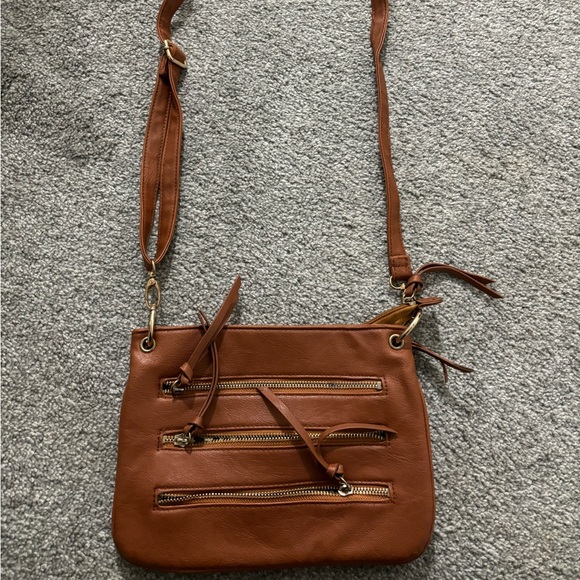Cute brown purse. Used twice. - Picture 2 of 2